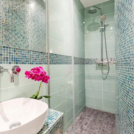 Merveil - Luxury - Champs Elysees - Mermoz Apartment Paris